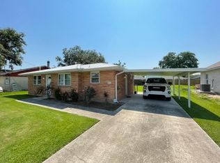 211 Barton Ave, Luling, LA 70070