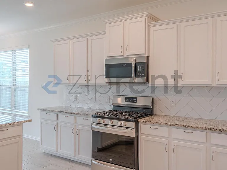 15023 Old Horseshoe Lake Dr — Photo 16