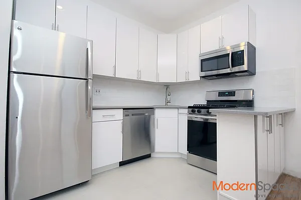 Rented by Modern Spaces | media 19