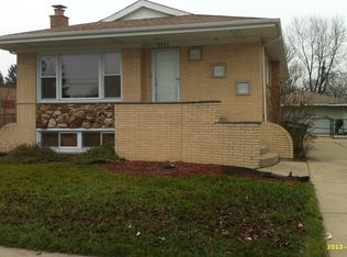 9031 Oak Park Ave, Oak Lawn, IL 60453
