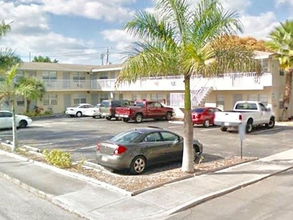 1st image of 225 S B St #9