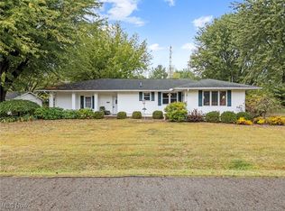 4385 Fruitland Ave, Louisville, OH 44641