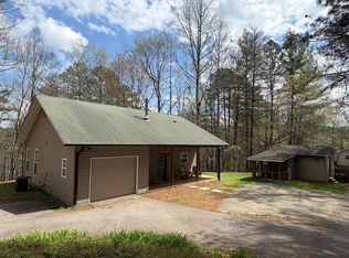 365 Ruby Ln, Mineral Bluff, GA 30559