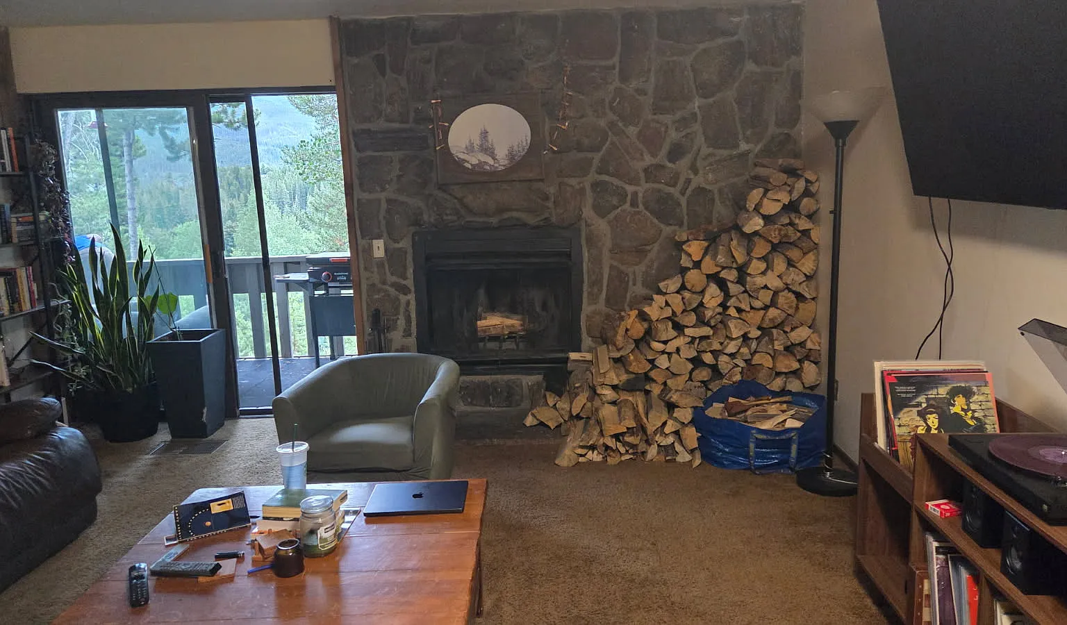 2 bed, 828 sqft, $1,750 — Photo 1
