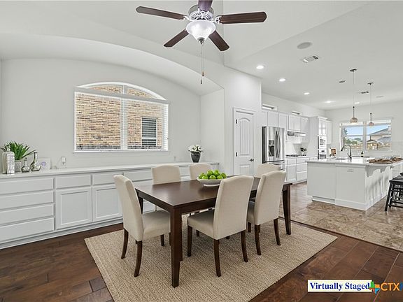 4th image of 213 Southern Cross Dr