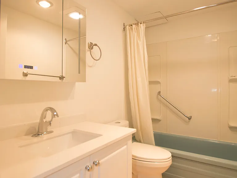 1215 Saint Georges Ave #205 — Photo 12