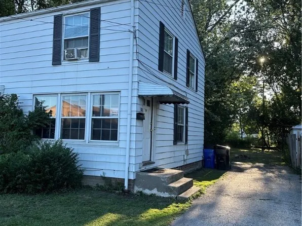 3318 W 140th St, Cleveland, OH 44111