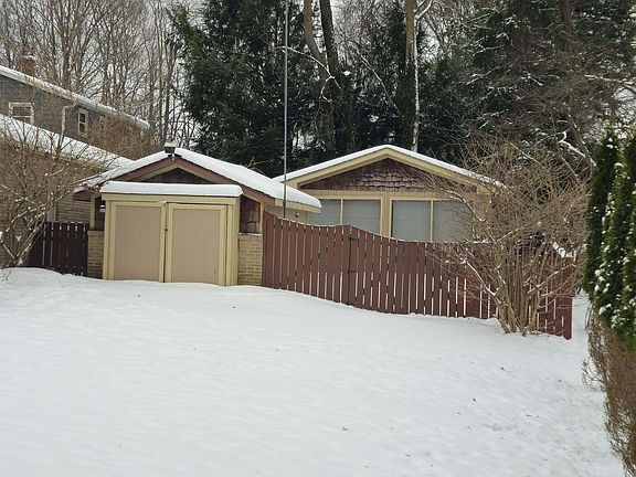 5th image of 4835 Staten Dr