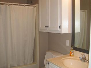 420 Green Hills Dr, Hattiesburg, MS 39402