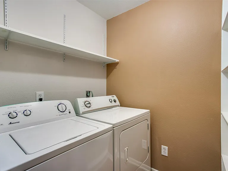 11658 Lakeside Park Dr #313 — Photo 16