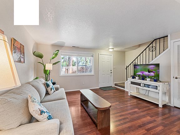 3rd image of 600 W 1st St #8