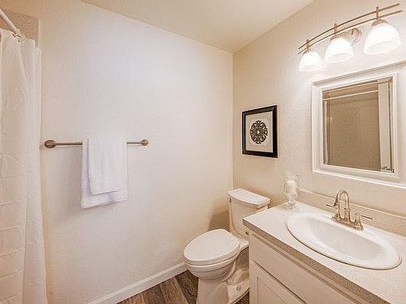 2nd image of 25 Marina Lakes Dr