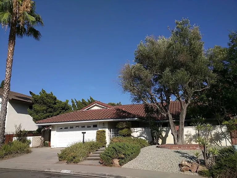 17315 Francisco Dr — Photo 3