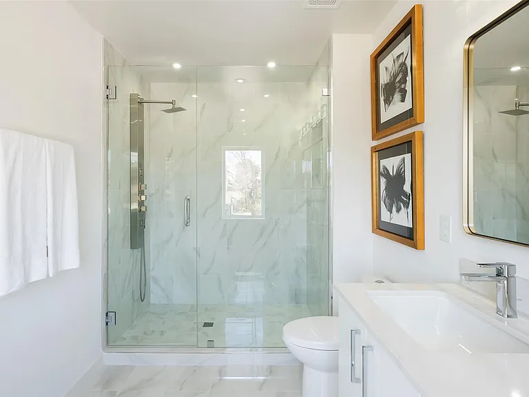 838 McBroom St — Photo 30
