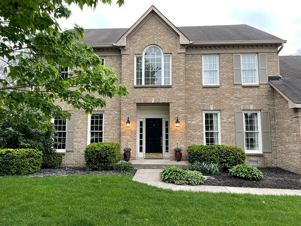 1203 Bentley Way