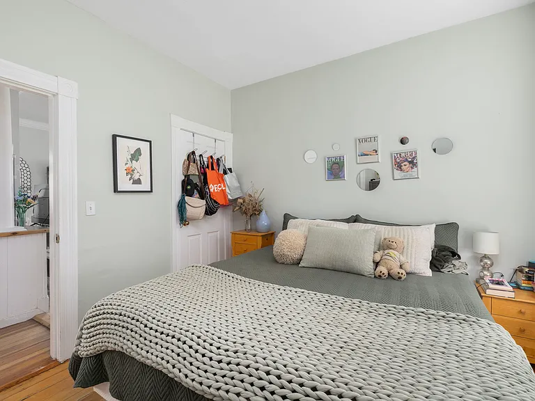 56 Barton St #2 — Photo 9