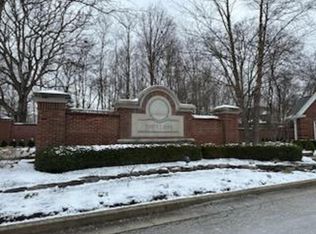 4010 Vermilion Clfs #64, Fort Wayne, IN 46814