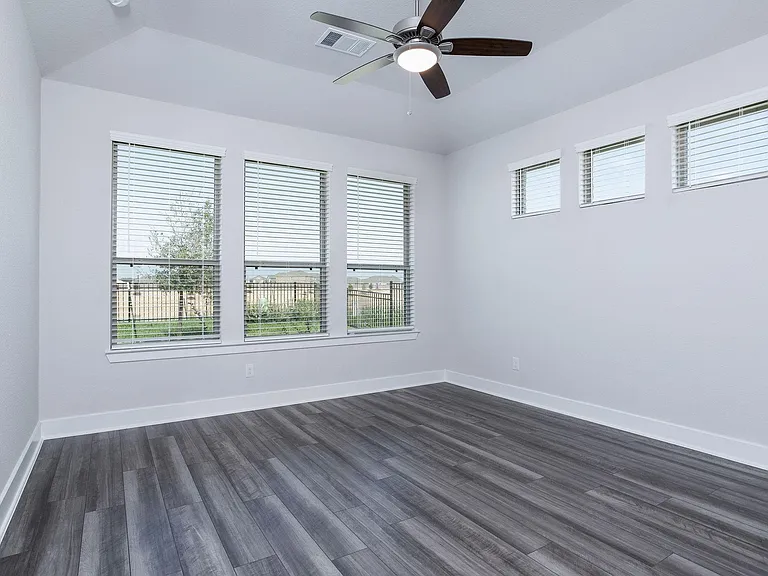 7603 Coral Lake Dr — Photo 16