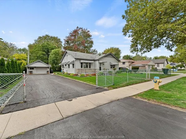 276 Brock St, Amherstburg, ON N9V 2H6