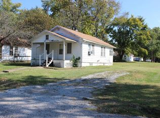 205 N Plum St, De Soto, IL 62924