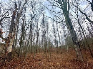 Hitchcock Rd, Lake ariel, PA 18436