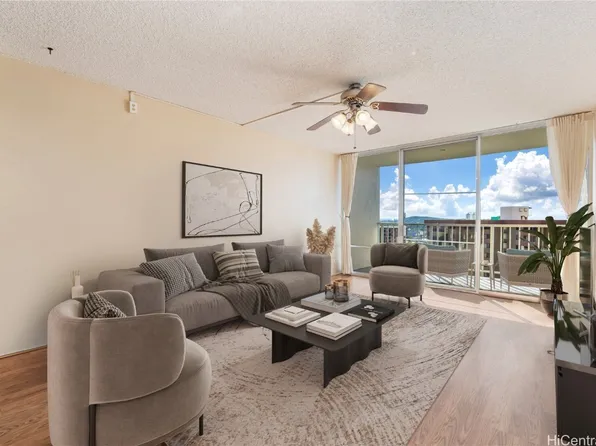 98-410 Koauka Loop APT 19K, Aiea, HI 96701