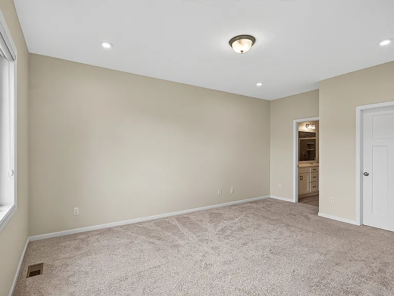 1939 Mulberry Ln — Photo 22