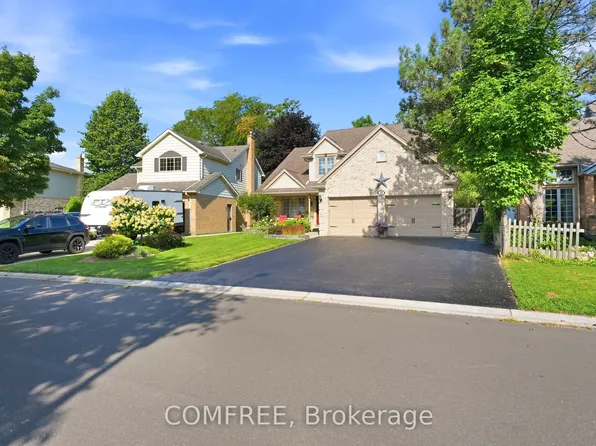10 Sinclair Cres, Aylmer, ON N5H 3B7
