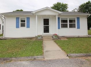 409 Craven St, Sweetser, IN 46987