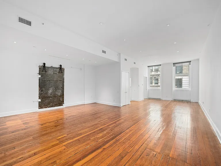 577 Broadway #3 — Photo 3