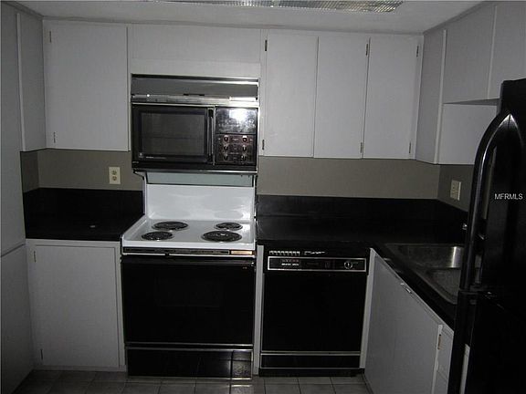 2nd image of 13626 Greenfield Dr APT 406