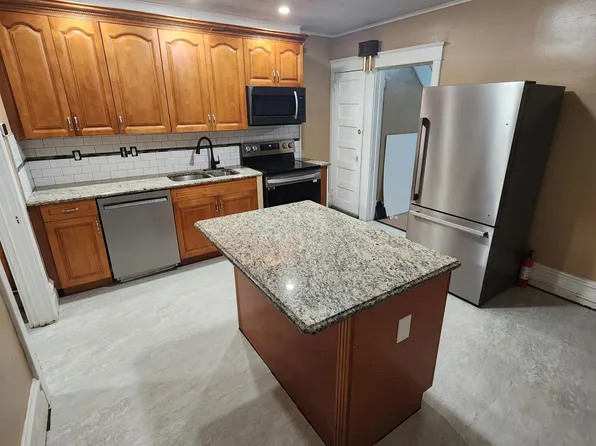 48 E 2nd St #1, Pottstown, PA 19464