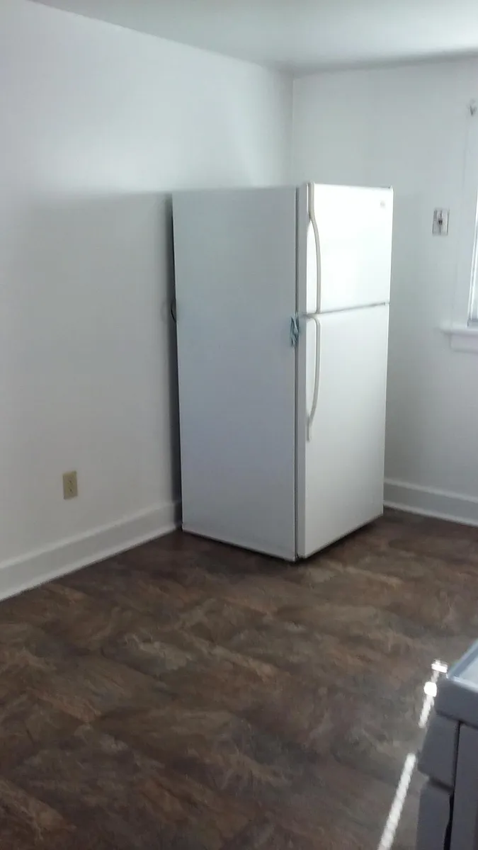 Building Photo - 366 E Bald Eagle St #1