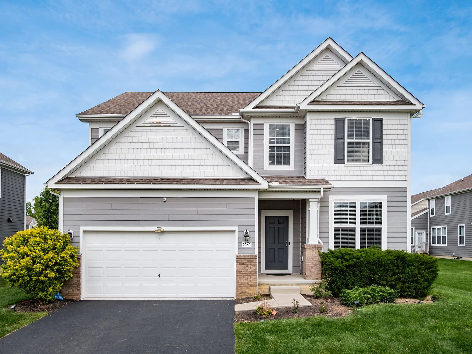 4 bed, 3.5 bath, 4026 sqft, $3,699 — Photo 1