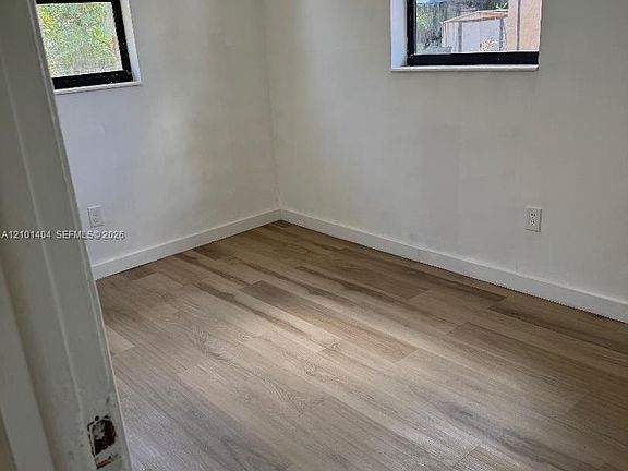 3rd image of 3840 NE 12th Ave