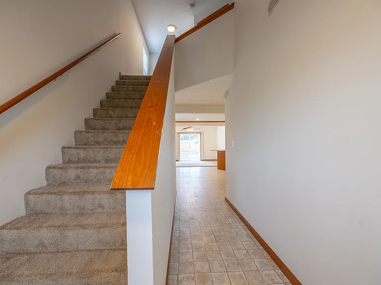 4650 Picadilly Cir — Photo 8