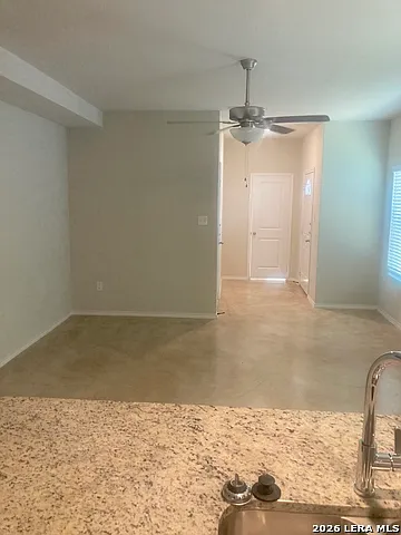 3 bed, 2.5 bath, 1238 sqft, $1,350 — Photo 4