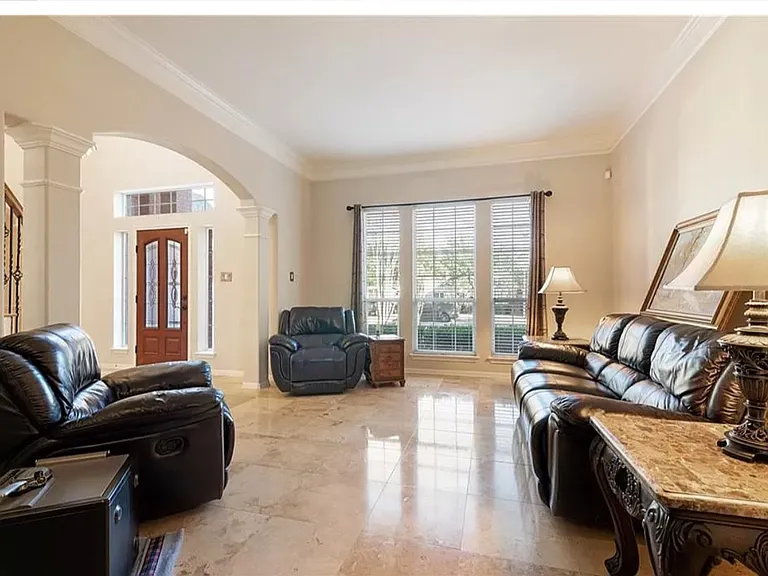 2278 Fernspring Dr — Photo 5