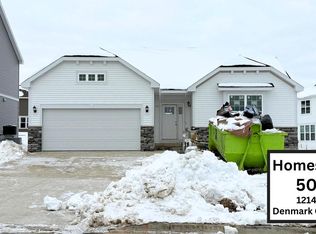 1214 Denmark Cir #50, Oregon, WI 53575