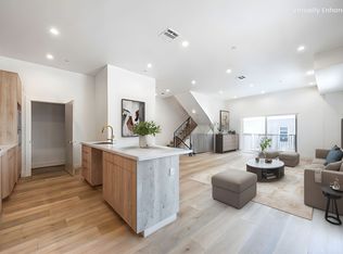 242 N Dillon St., Los Angeles, CA 90026