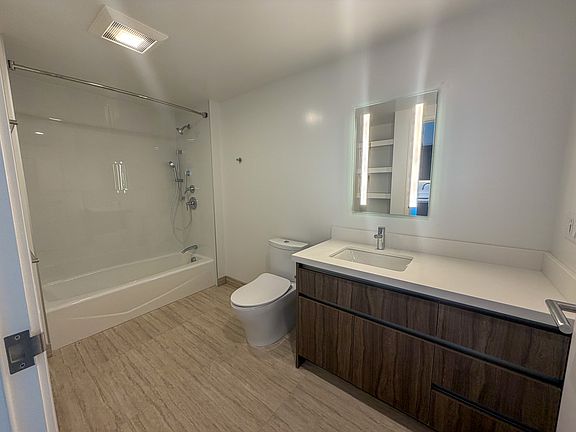 5th image of 1500 Rycroft St #1802