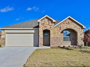 932 Dustwood Dr, Haslet, TX 76052