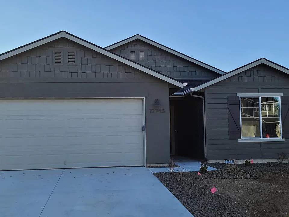 17745 N Pegram Way