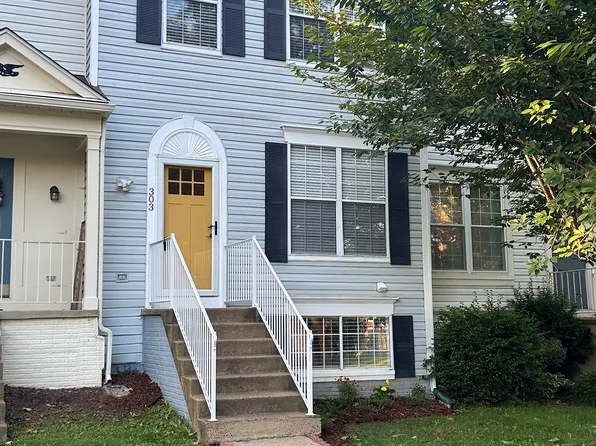 303 Bridle Crest Sq NE, Leesburg, VA 20176