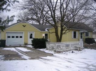 700 E Pembroke St, Tuscola, IL