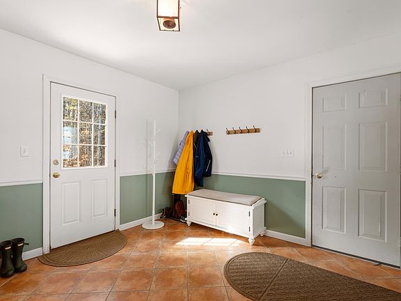4th image of 420 Gray Road