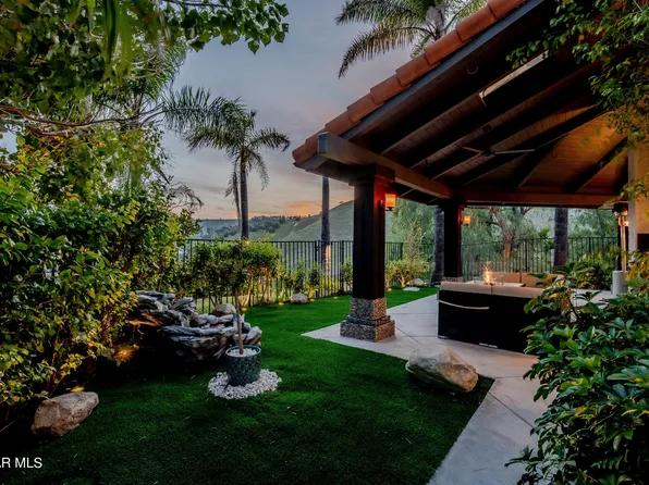 5931 Ruthwood Dr, Calabasas, CA 91302