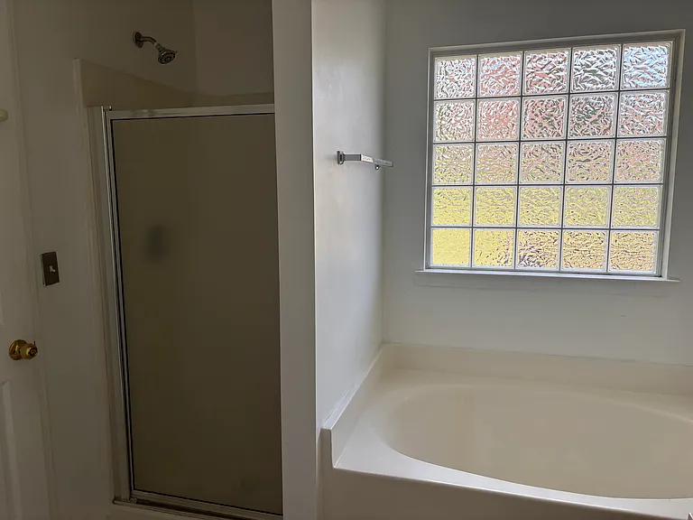 shower and bathtub