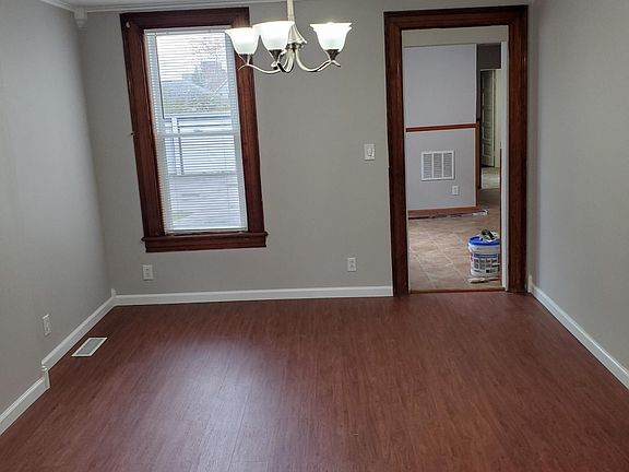 2nd image of 575 Fulton St #1