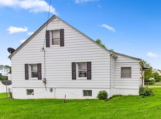 5821 McCoy Rd, Blacksburg, VA 24060